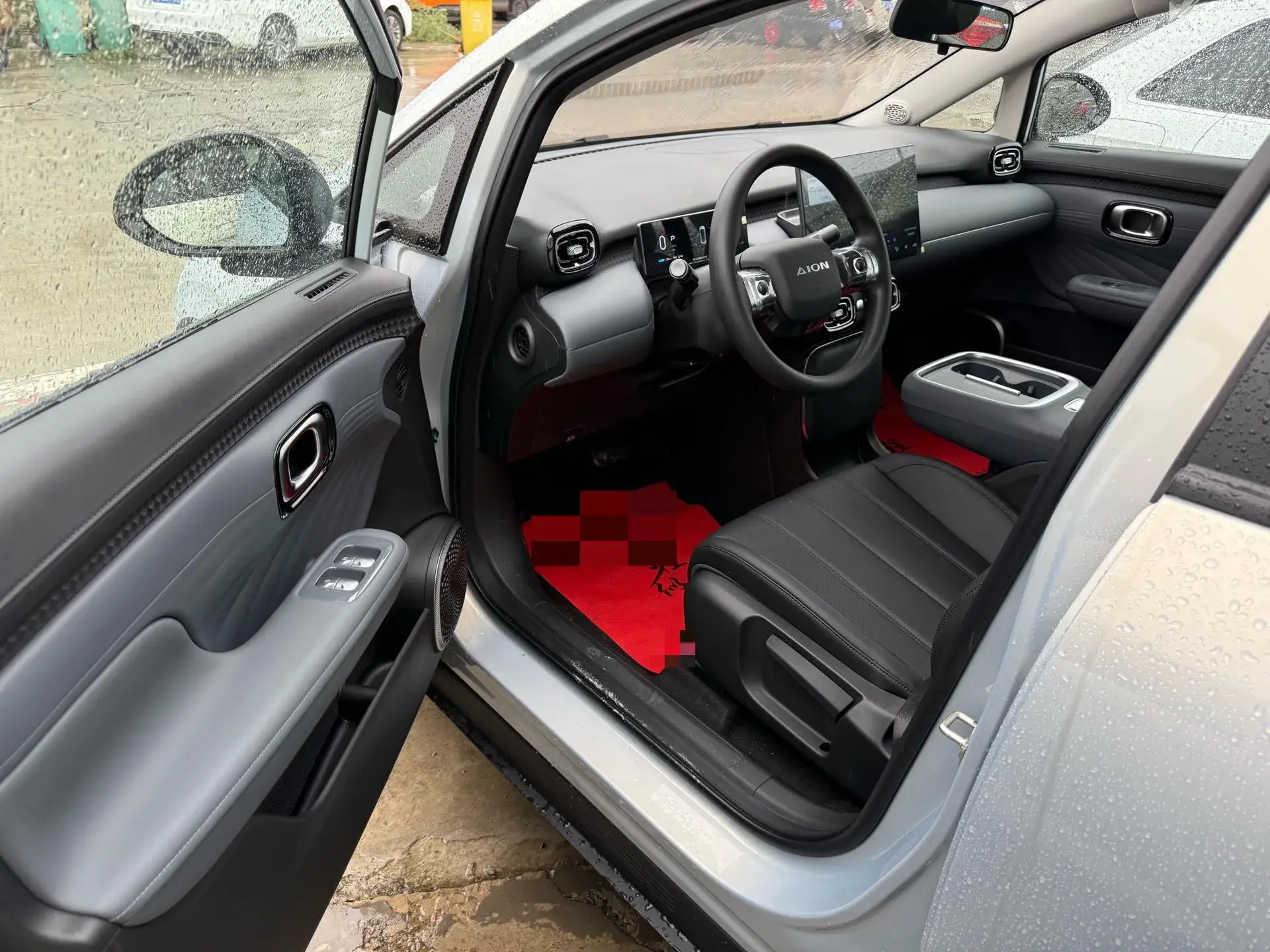 2025 AION AION thumbnail 3