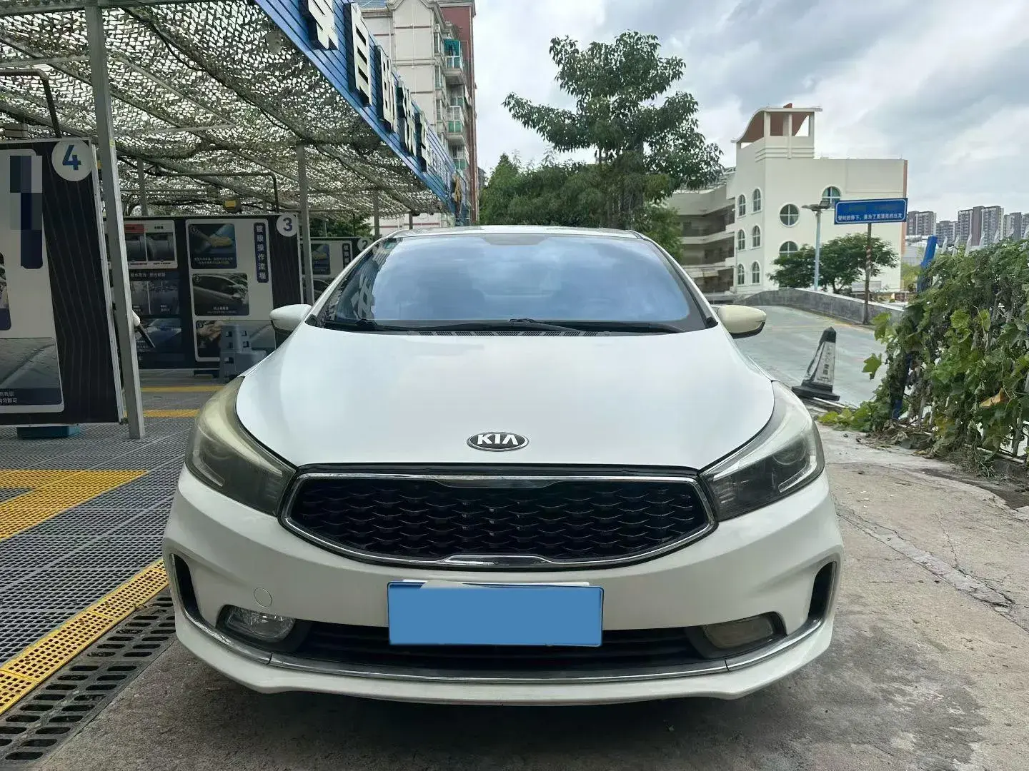 2017 KIA K3 thumbnail 2