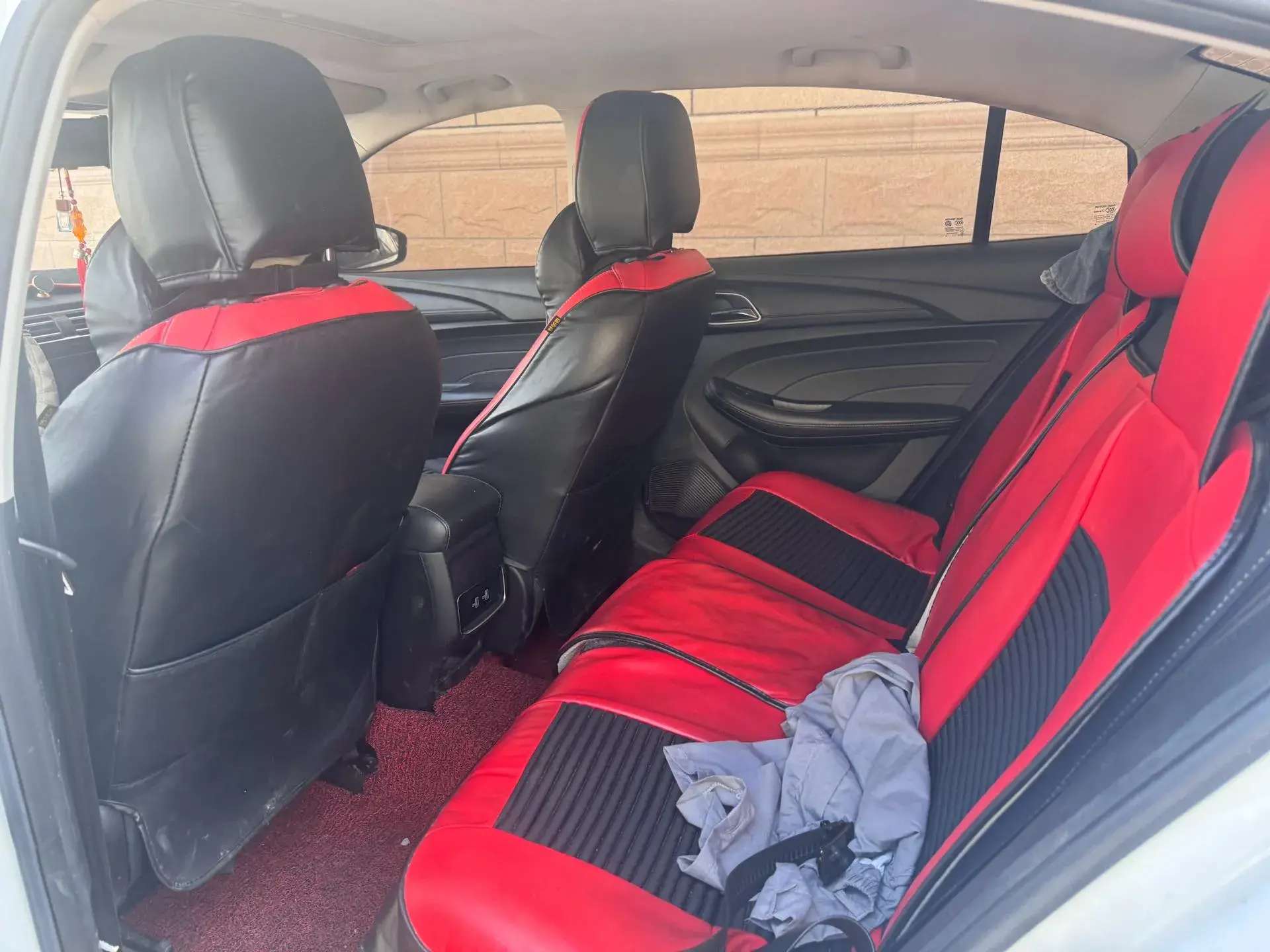 2019 ROEWE I5 thumbnail 4