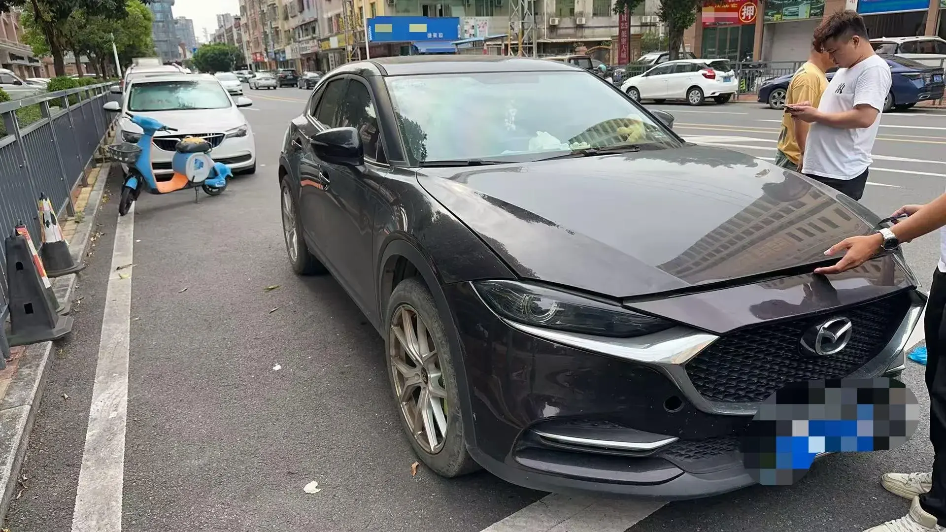 2020 MAZDA CX-4 thumbnail 4