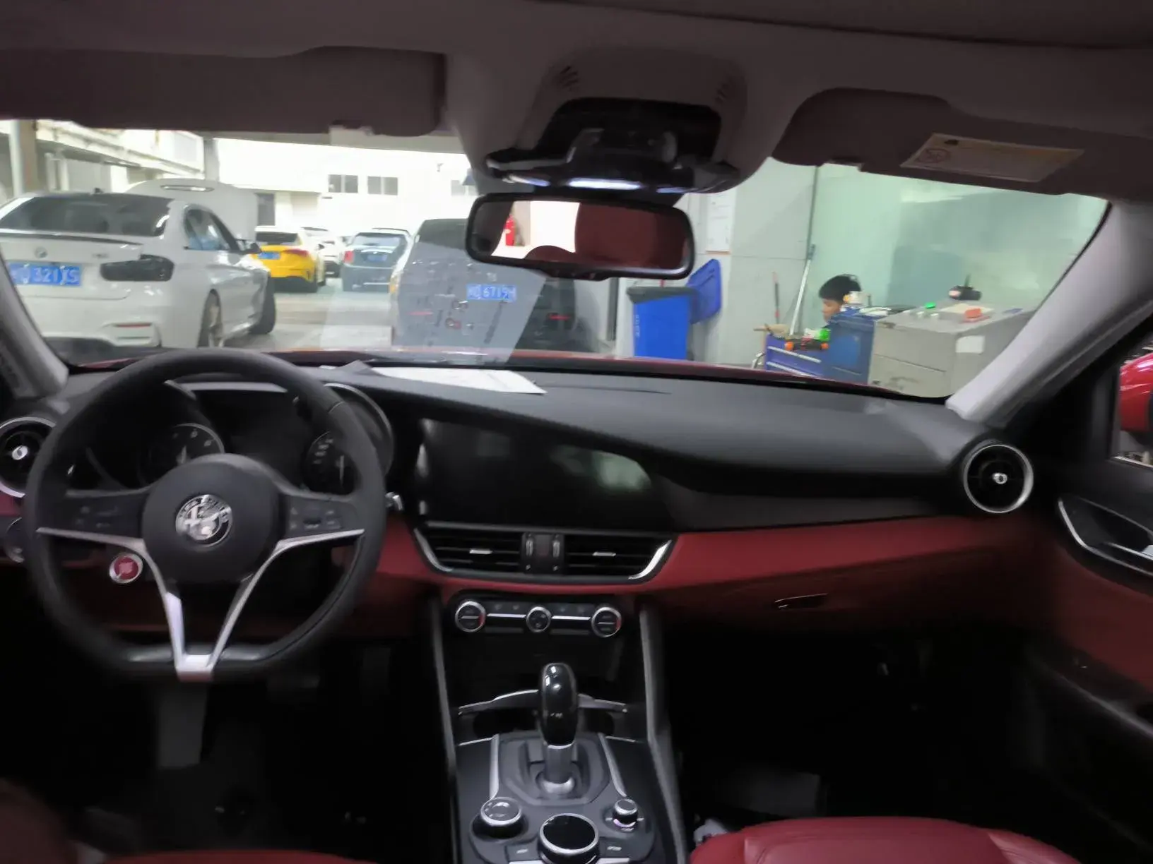 2017 ALFA ROMEO thumbnail 3