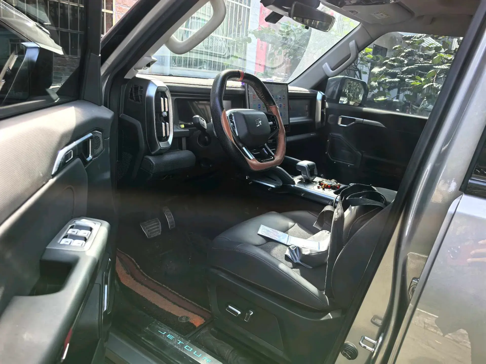 2023 JETOUR TRAVELLER thumbnail 3