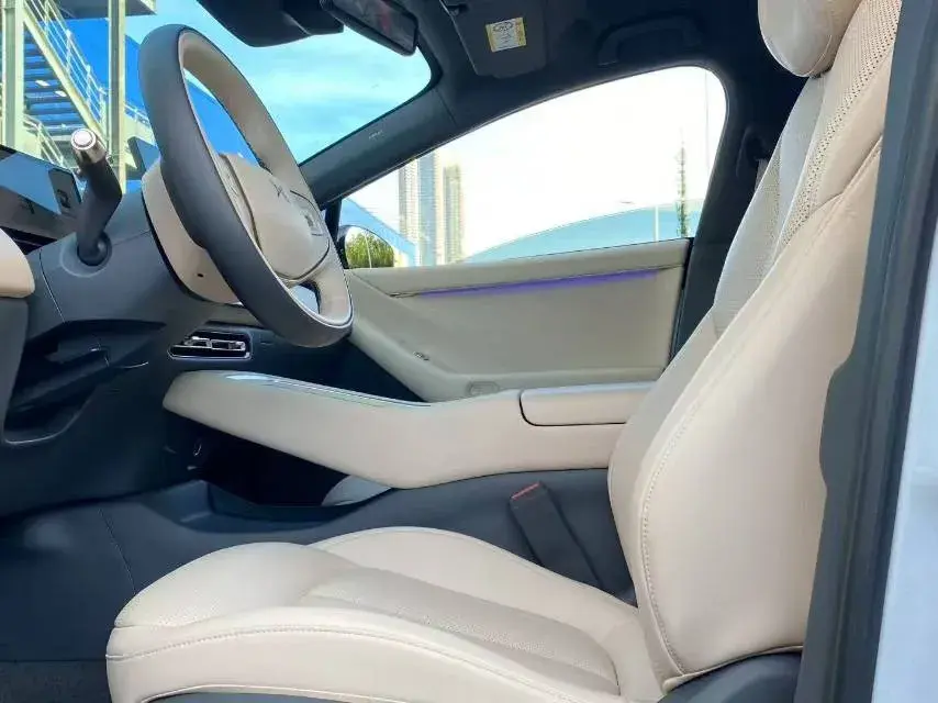 2024 XPENG P7+ thumbnail 4