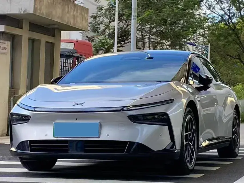 2024 XPENG P7+ view 1