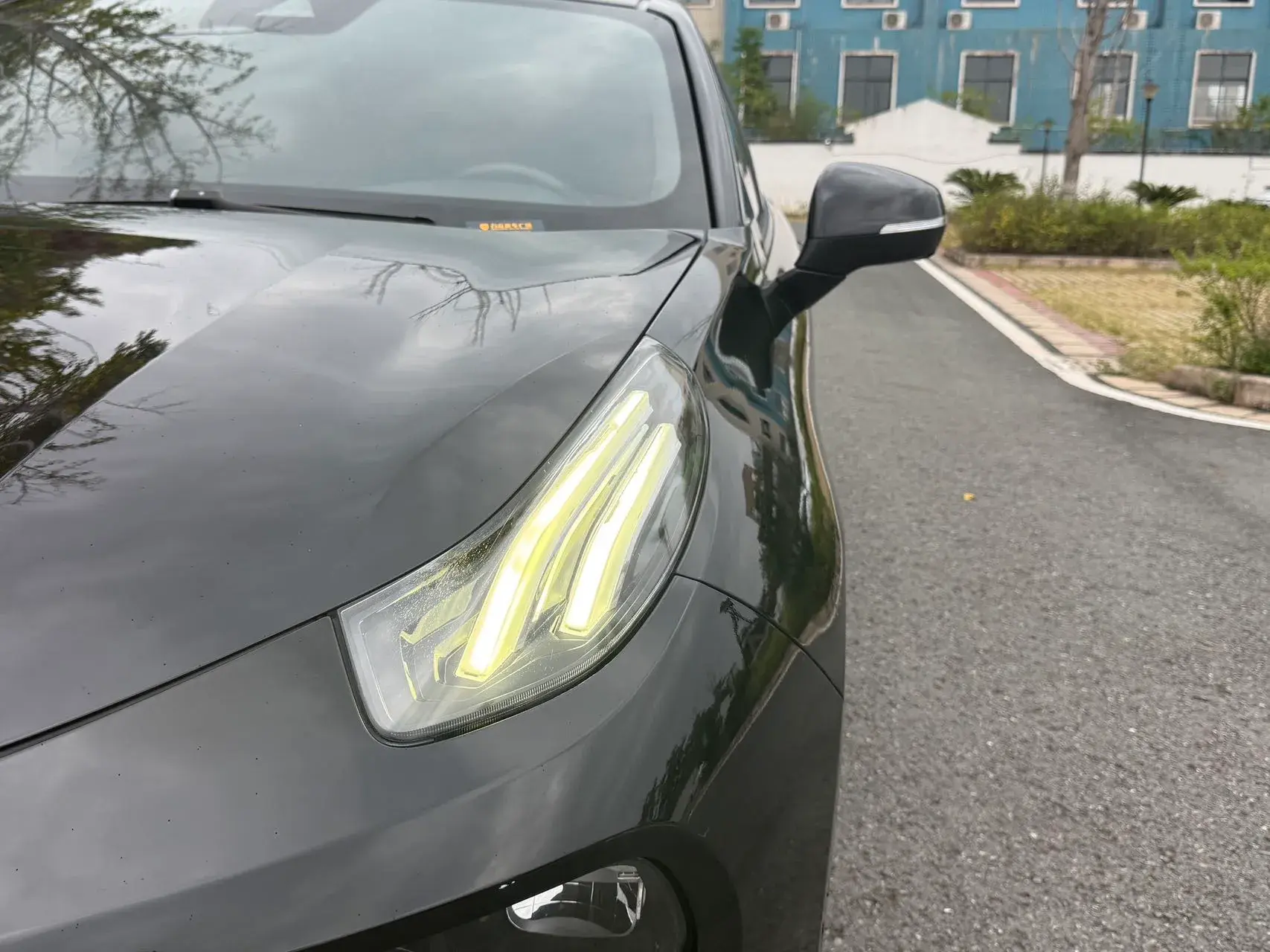 2019 LYNK&CO 03 thumbnail 4