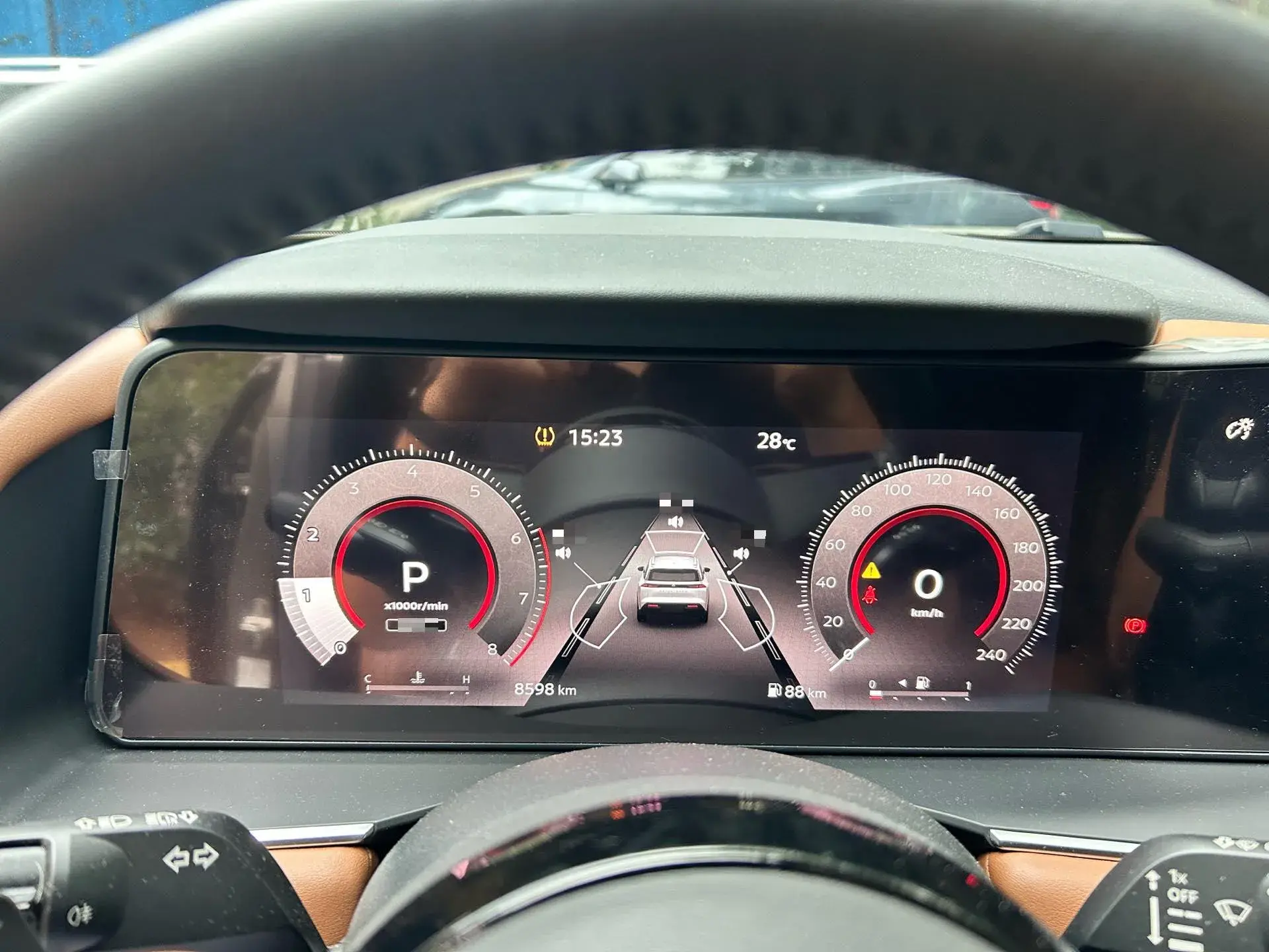 2024 NISSAN PATHFINDER thumbnail 3