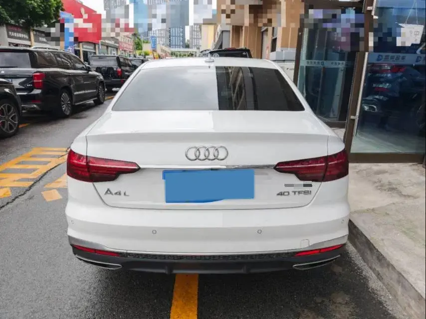 2020 AUDI A4L thumbnail 4