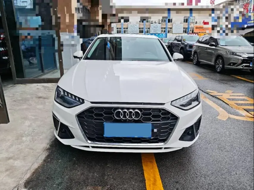 2020 AUDI A4L thumbnail 2