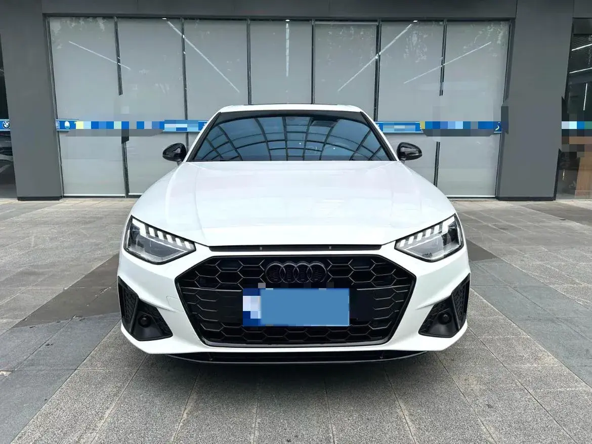 2023 AUDI A4L thumbnail 2