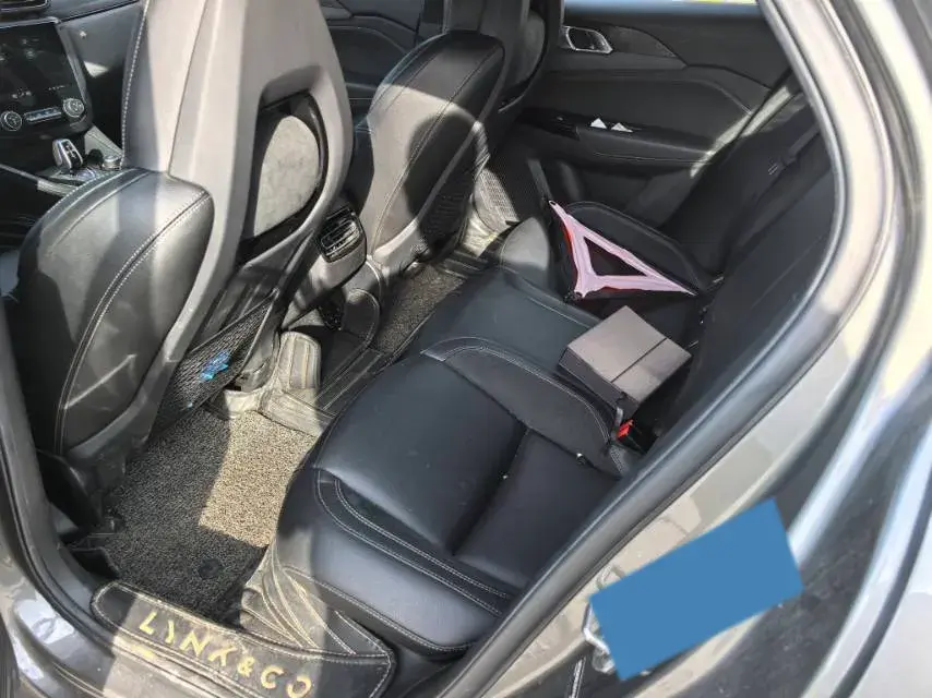 2021 LYNK&CO 03 thumbnail 4