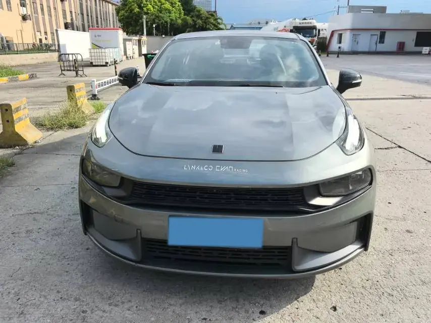 2021 LYNK&CO 03 thumbnail 2