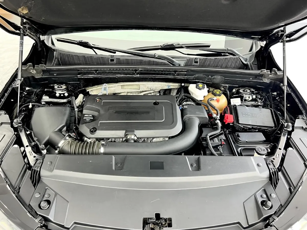 2022 Buick EnvisionS 2.0T 237HP L4 9AT,autocango,china used car exporter,china ev exporter,chinese used car exporter,chinese used ev exporter