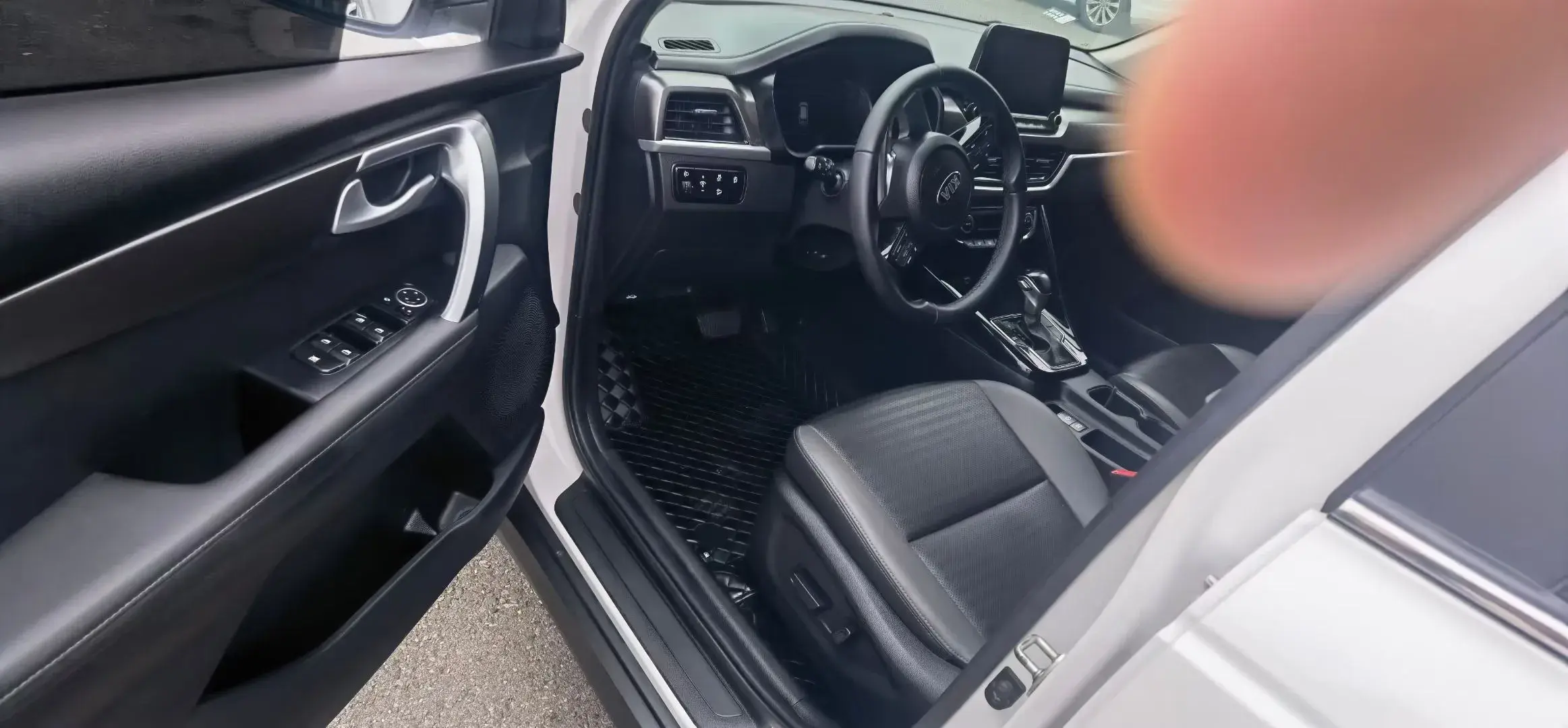 2018 KIA SPORTAGE thumbnail 4