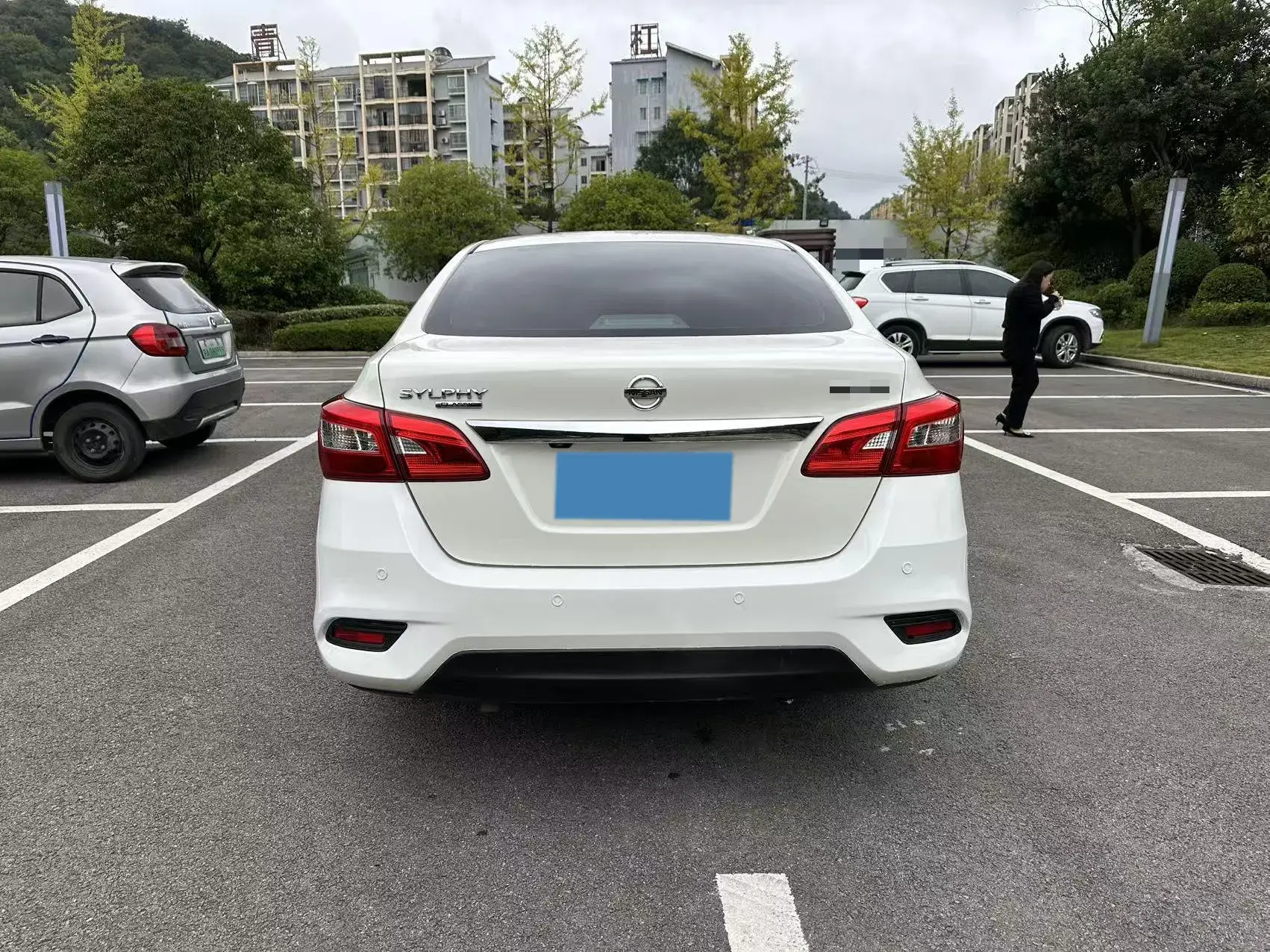 2019 NISSAN SYLPHY thumbnail 4