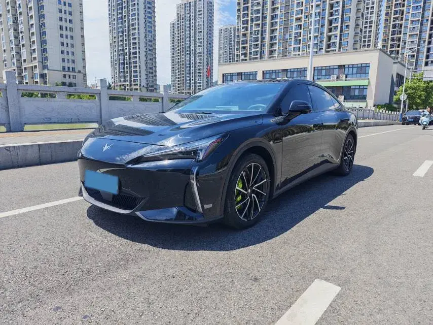 2024 ARCFOX ΑS5 view 1