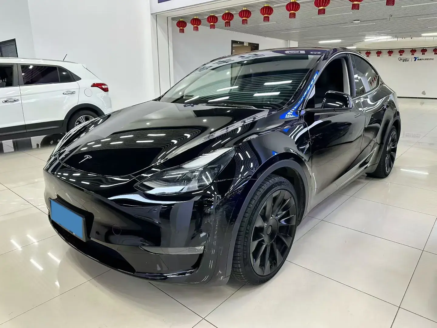 2021 TESLA MODEL view 1