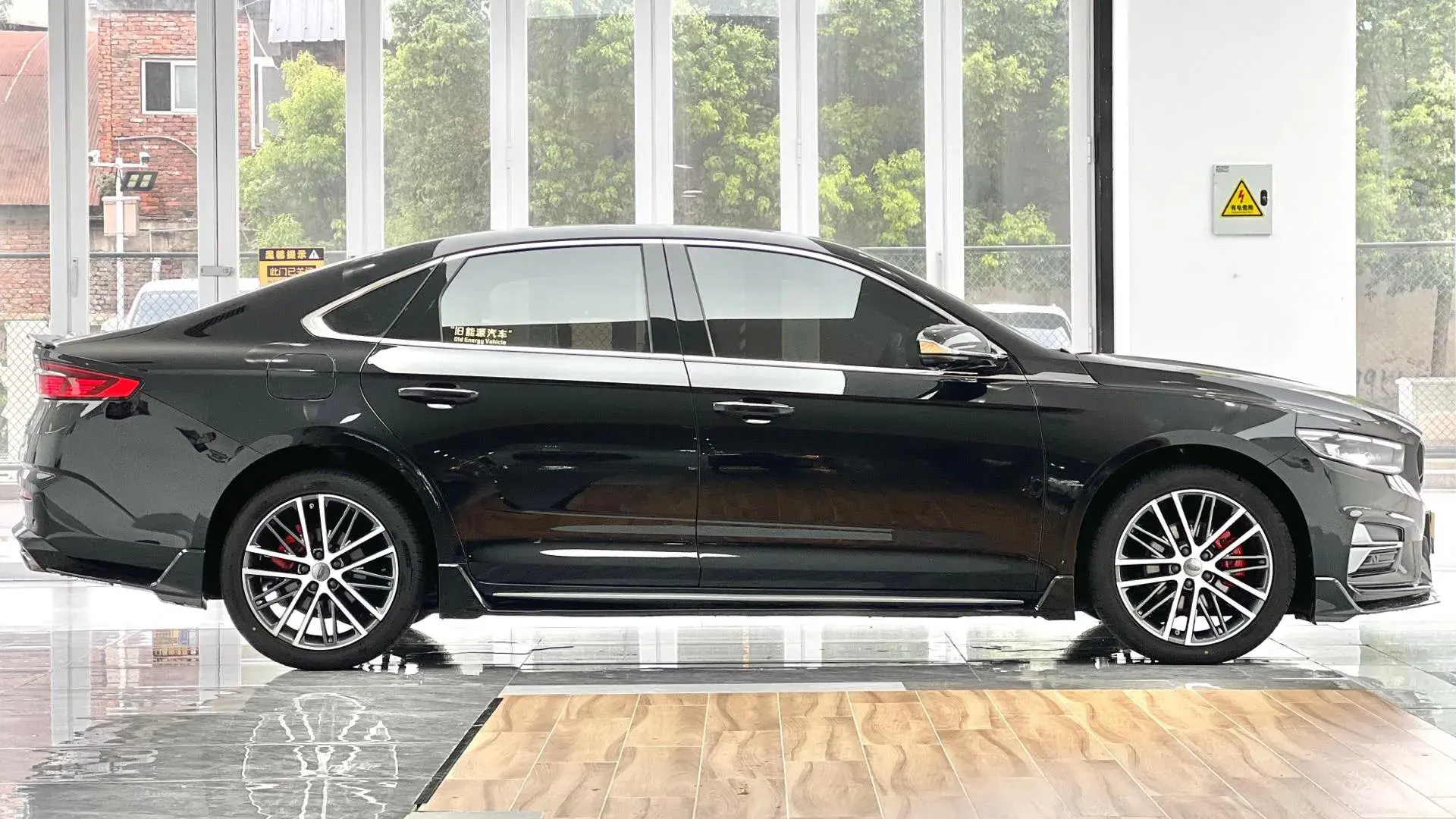 2023 GEELY PREFACE thumbnail 4