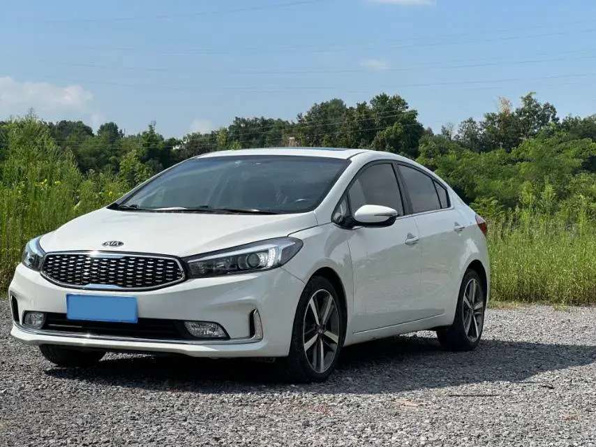 2017 KIA K3 view 1