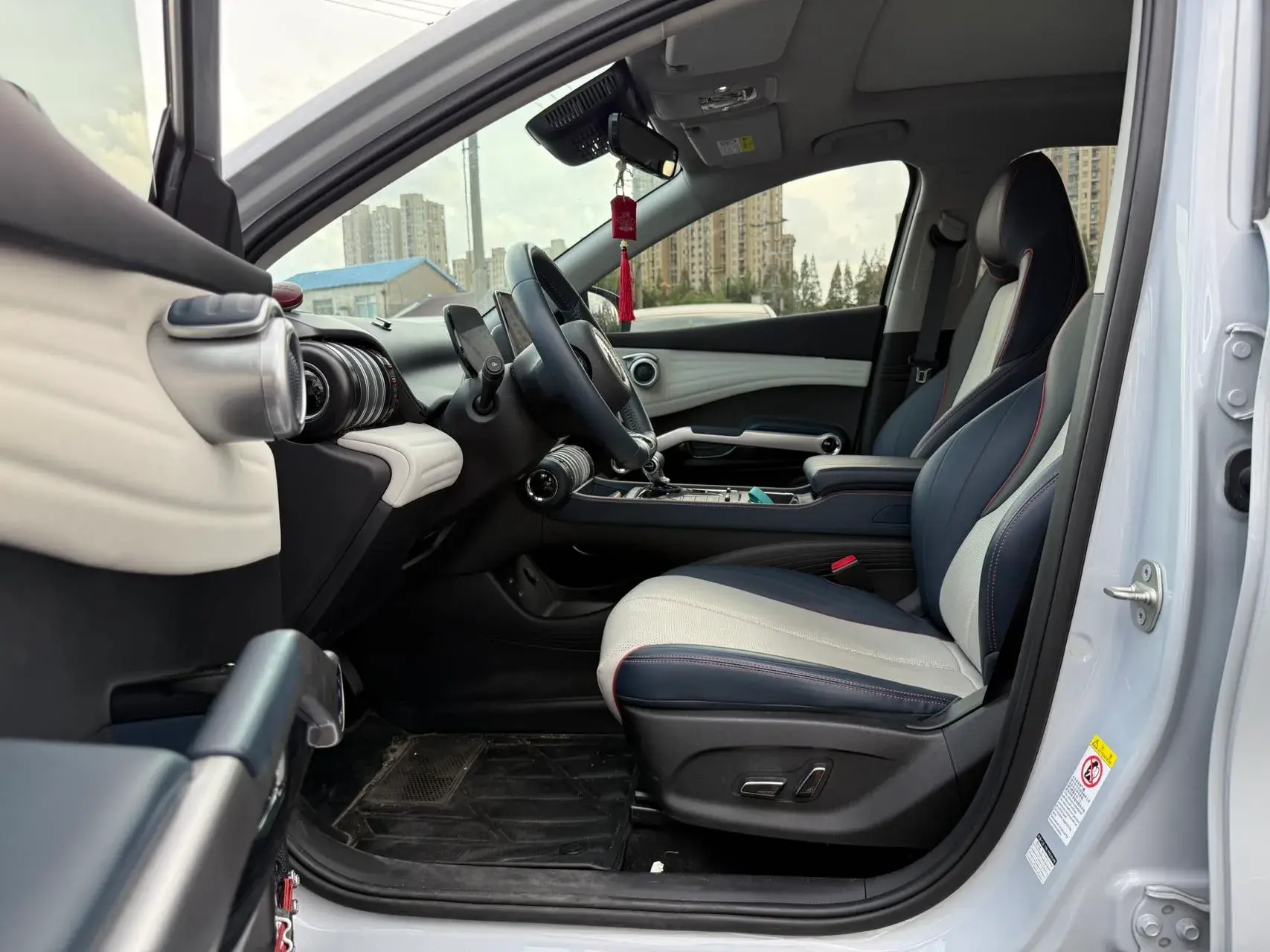 2022 BYD YUAN thumbnail 4