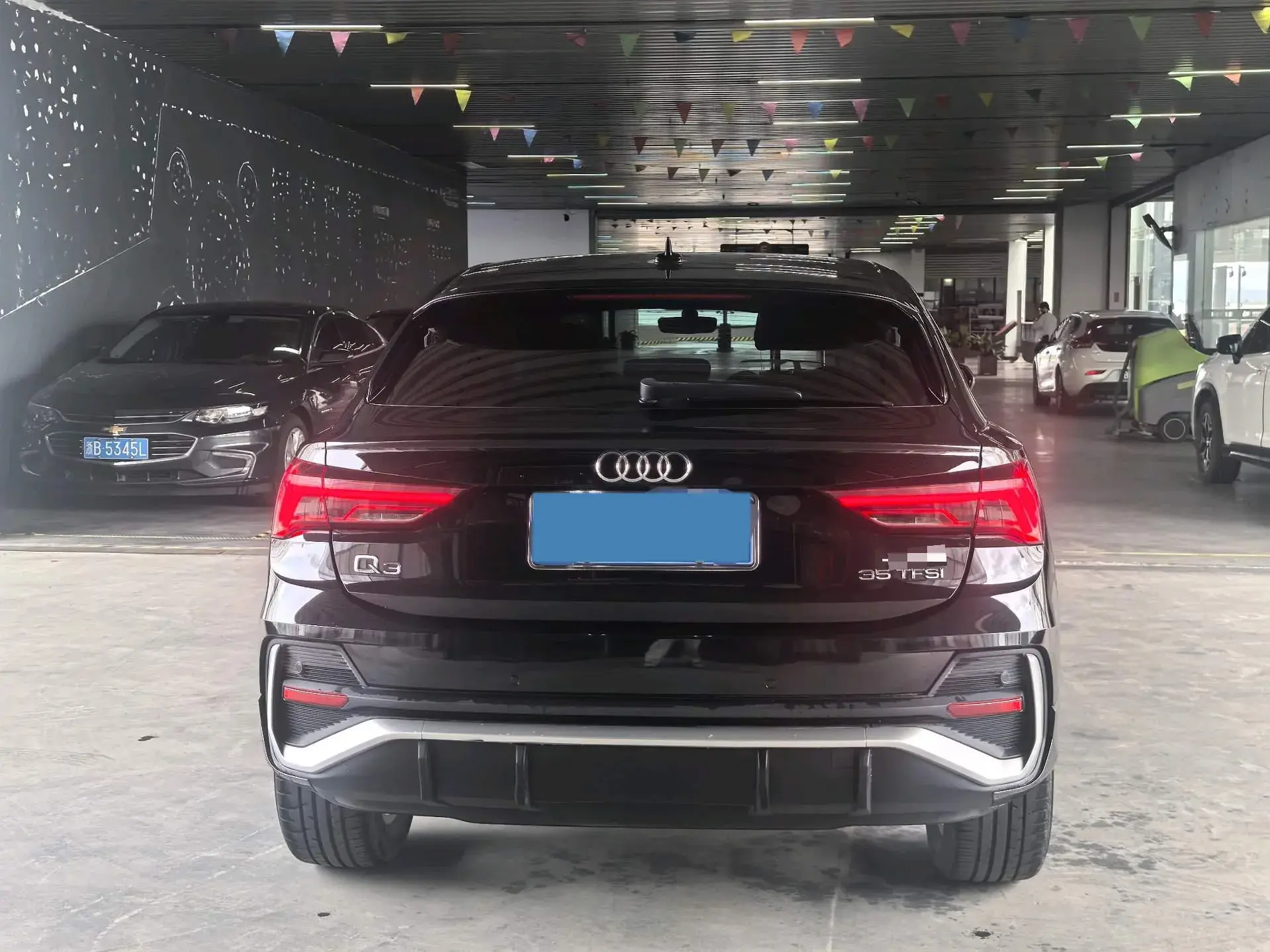 2022 AUDI Q3 thumbnail 3
