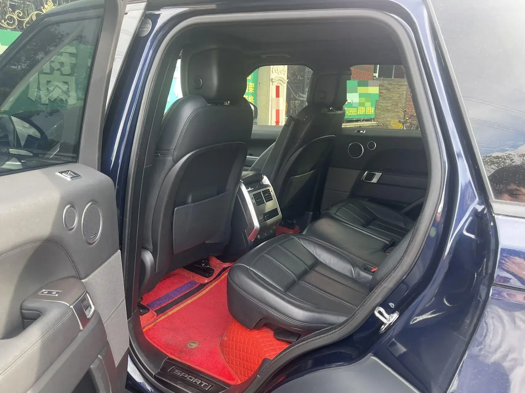 2022 LAND ROVER thumbnail 3