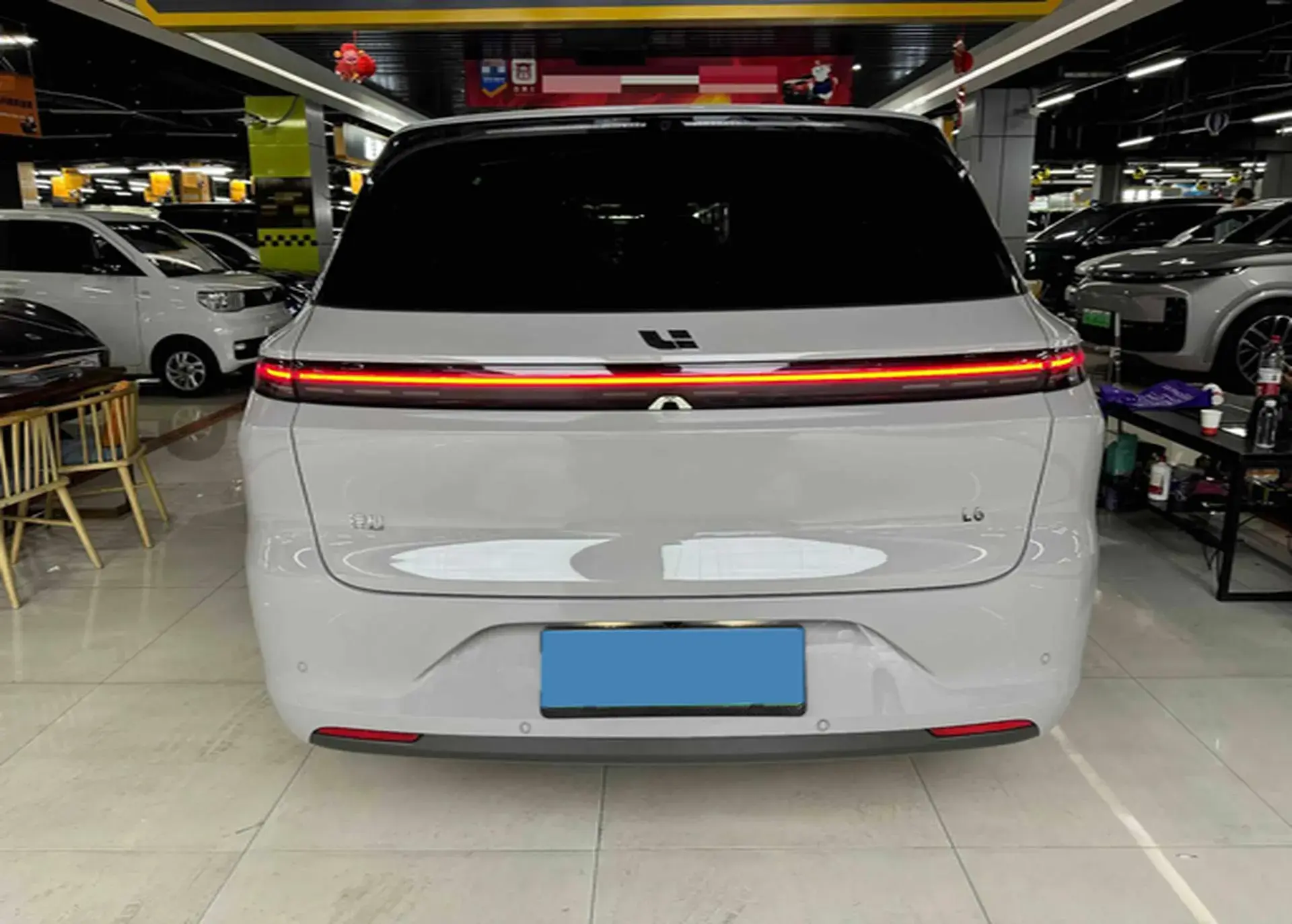 2024 LI L6 thumbnail 4