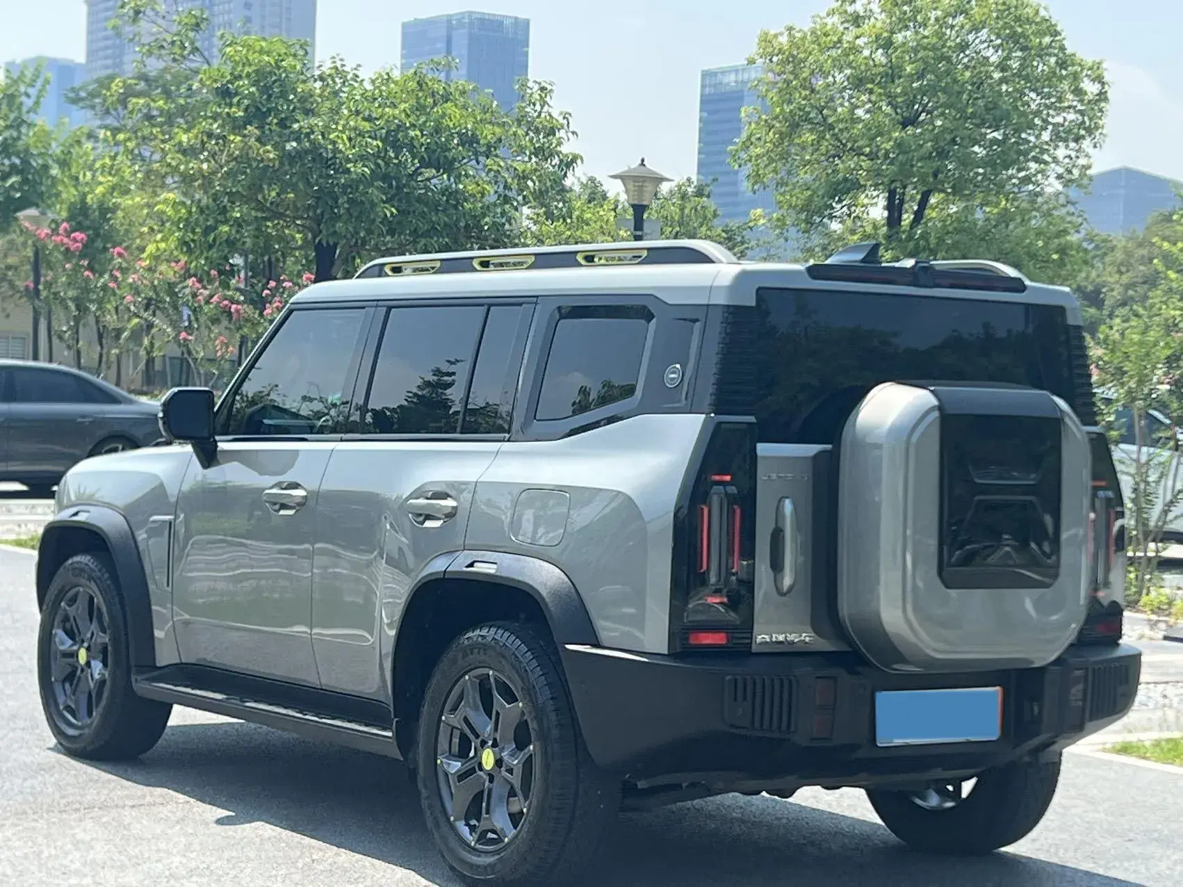 2023 JETOUR TRAVELLER thumbnail 4