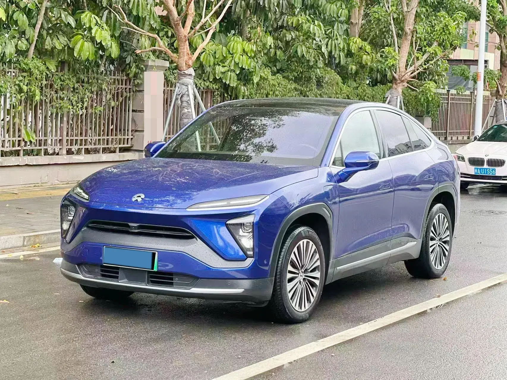 2020 NIO EC6 view 1
