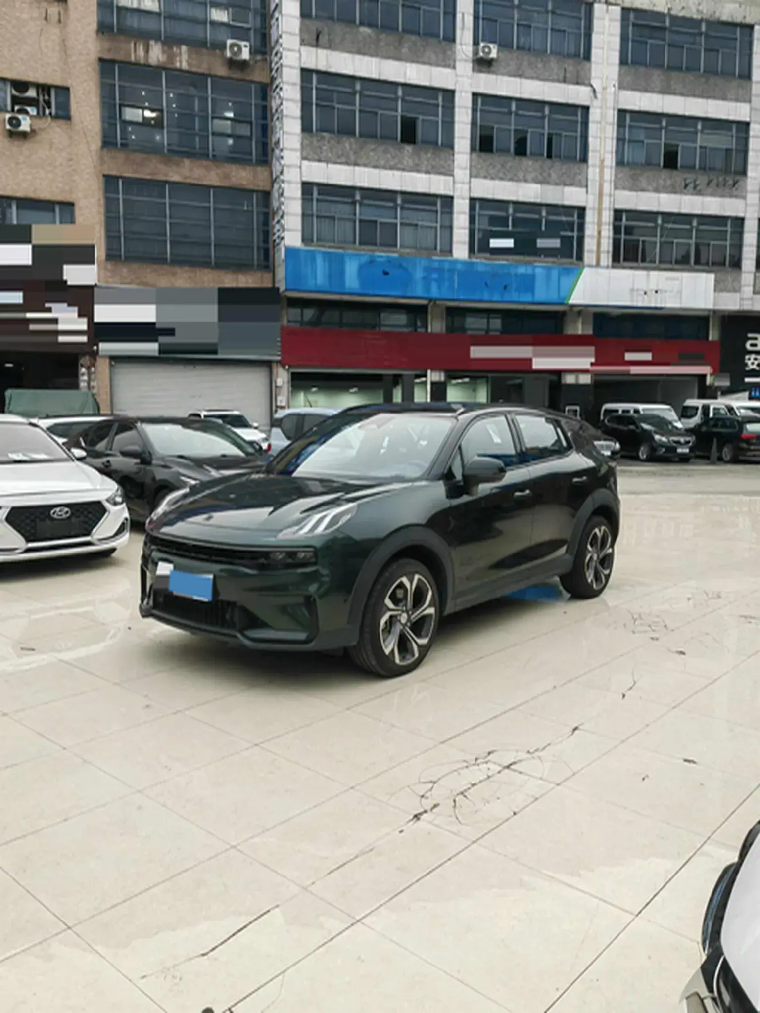 2023 LYNK&CO 06 view 1