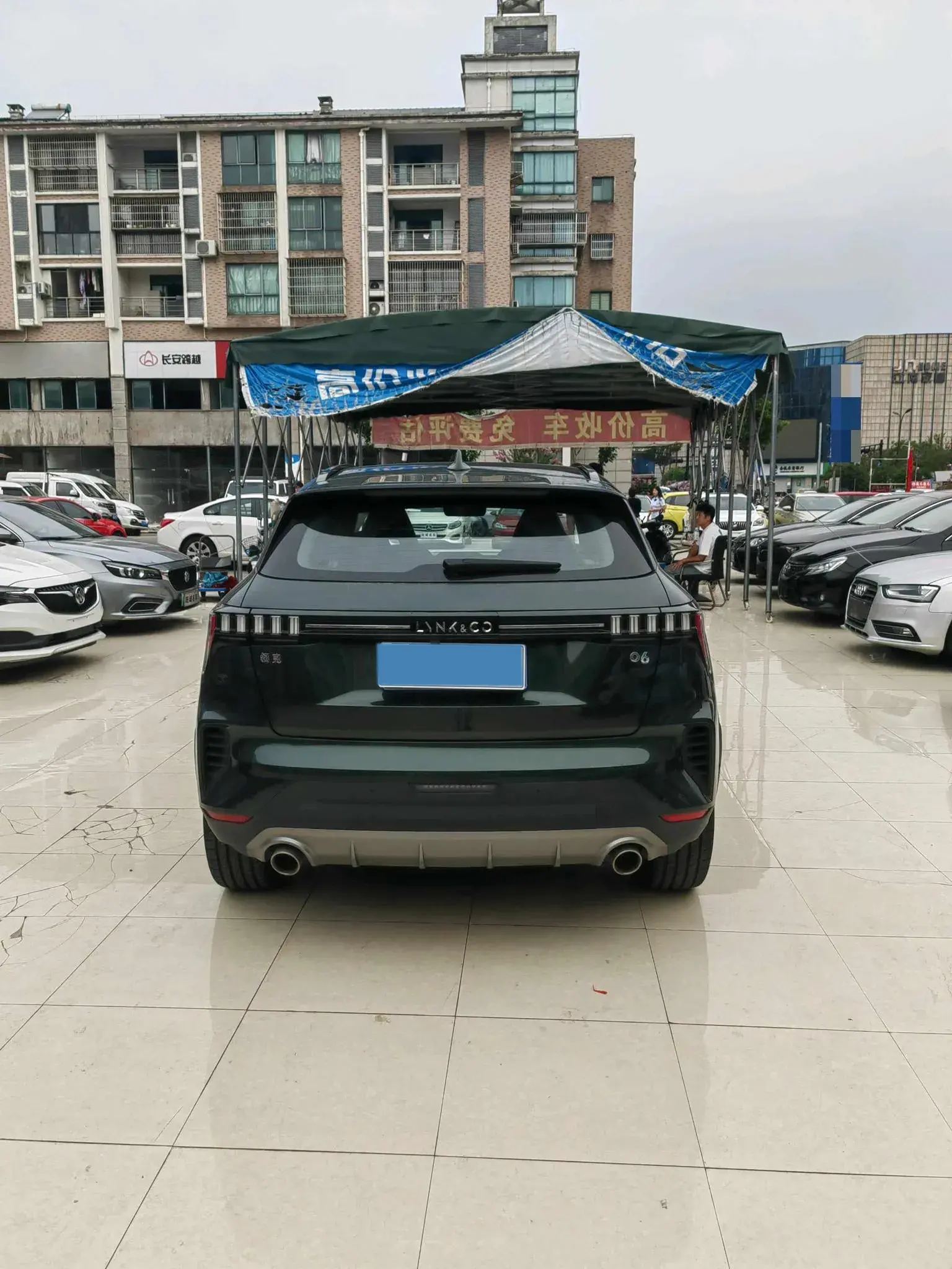 2023 LYNK&CO 06 thumbnail 4