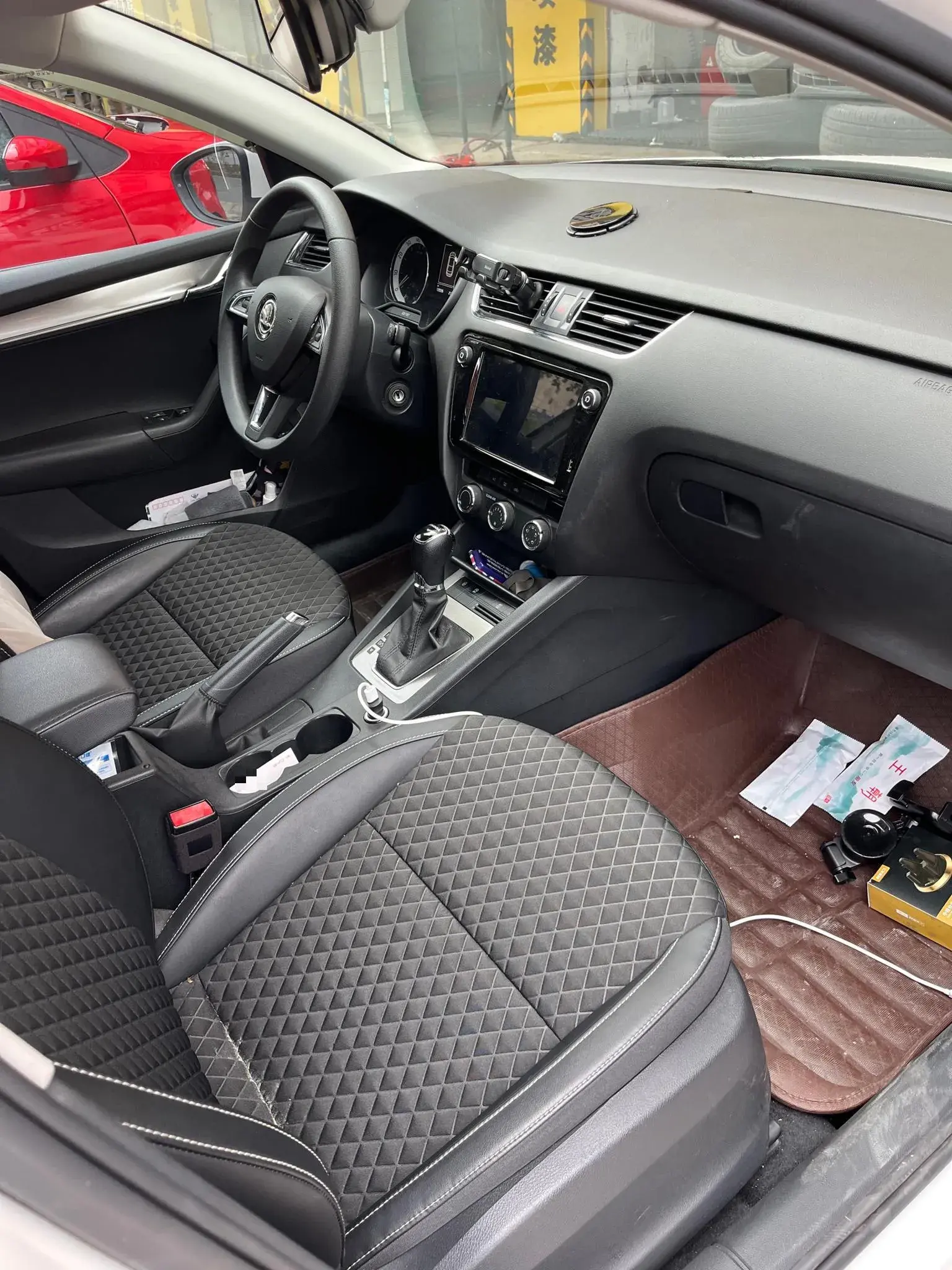 2019 SKODA OCTAVIA thumbnail 4