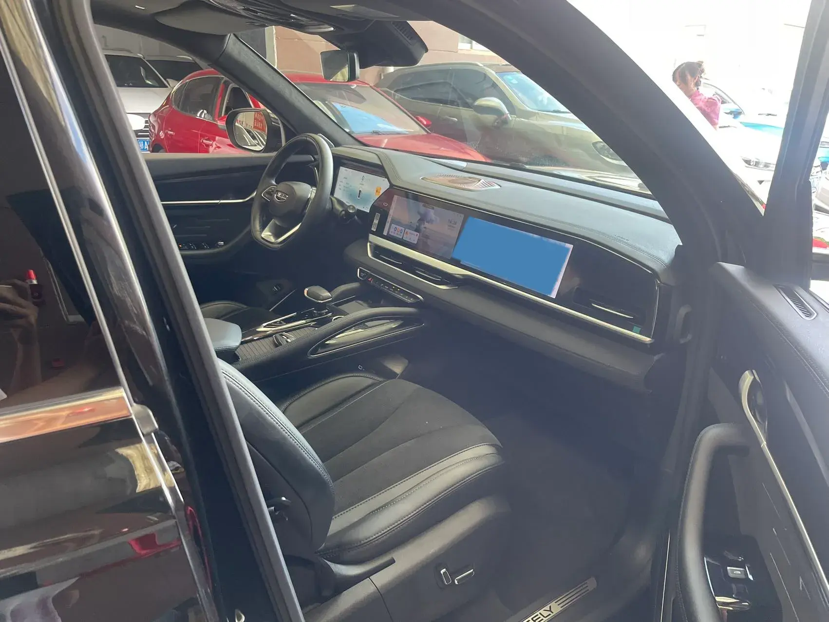 2024 GEELY MONJARO thumbnail 4