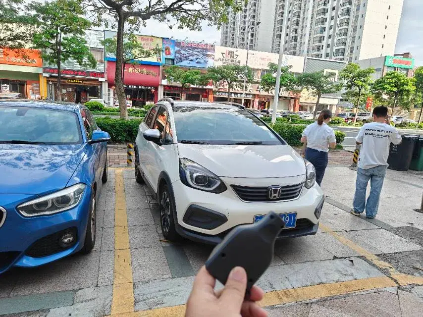 2021 HONDA FIT thumbnail 2