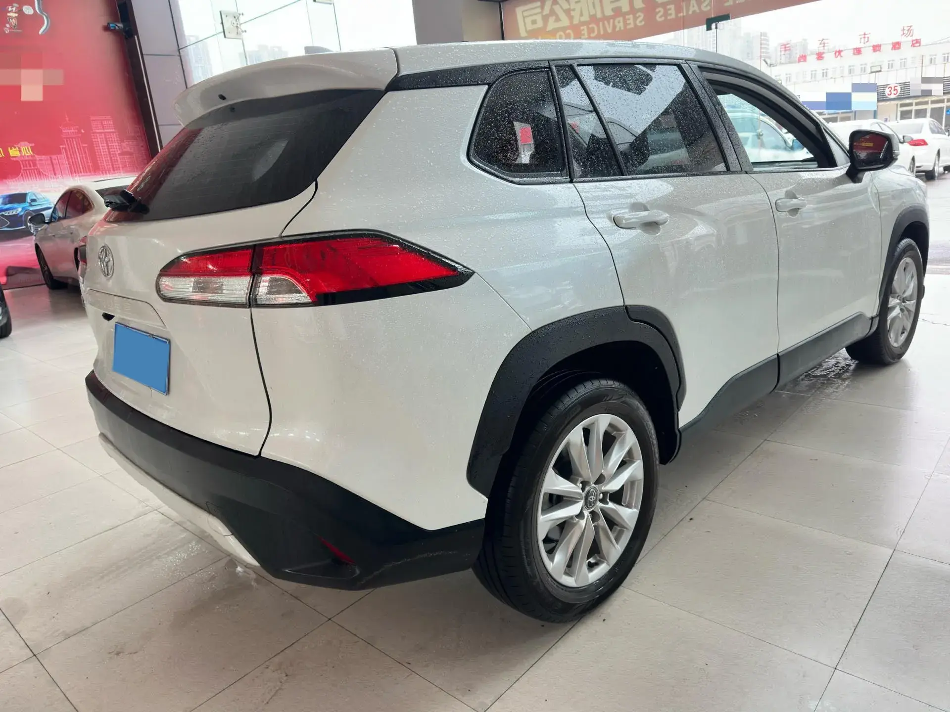 2023 TOYOTA COROLLA thumbnail 2