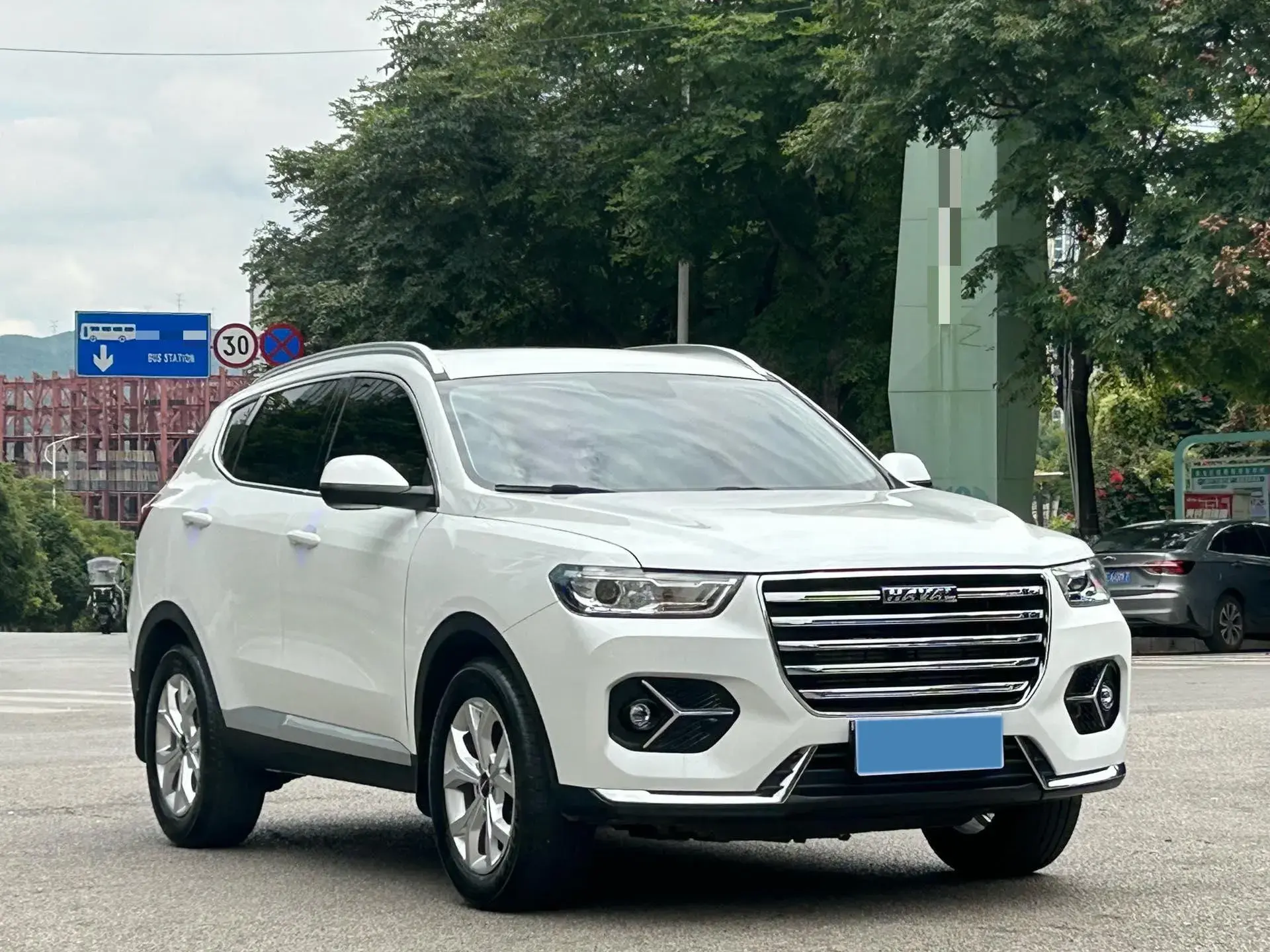 2021 HAVAL H6 thumbnail 3