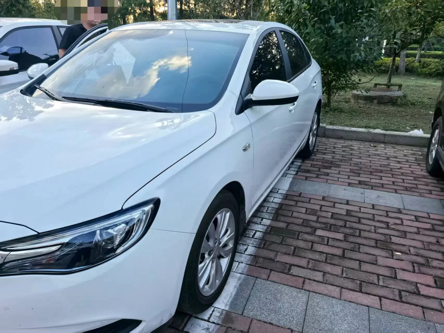 2021 BUICK EXCELLE thumbnail 4