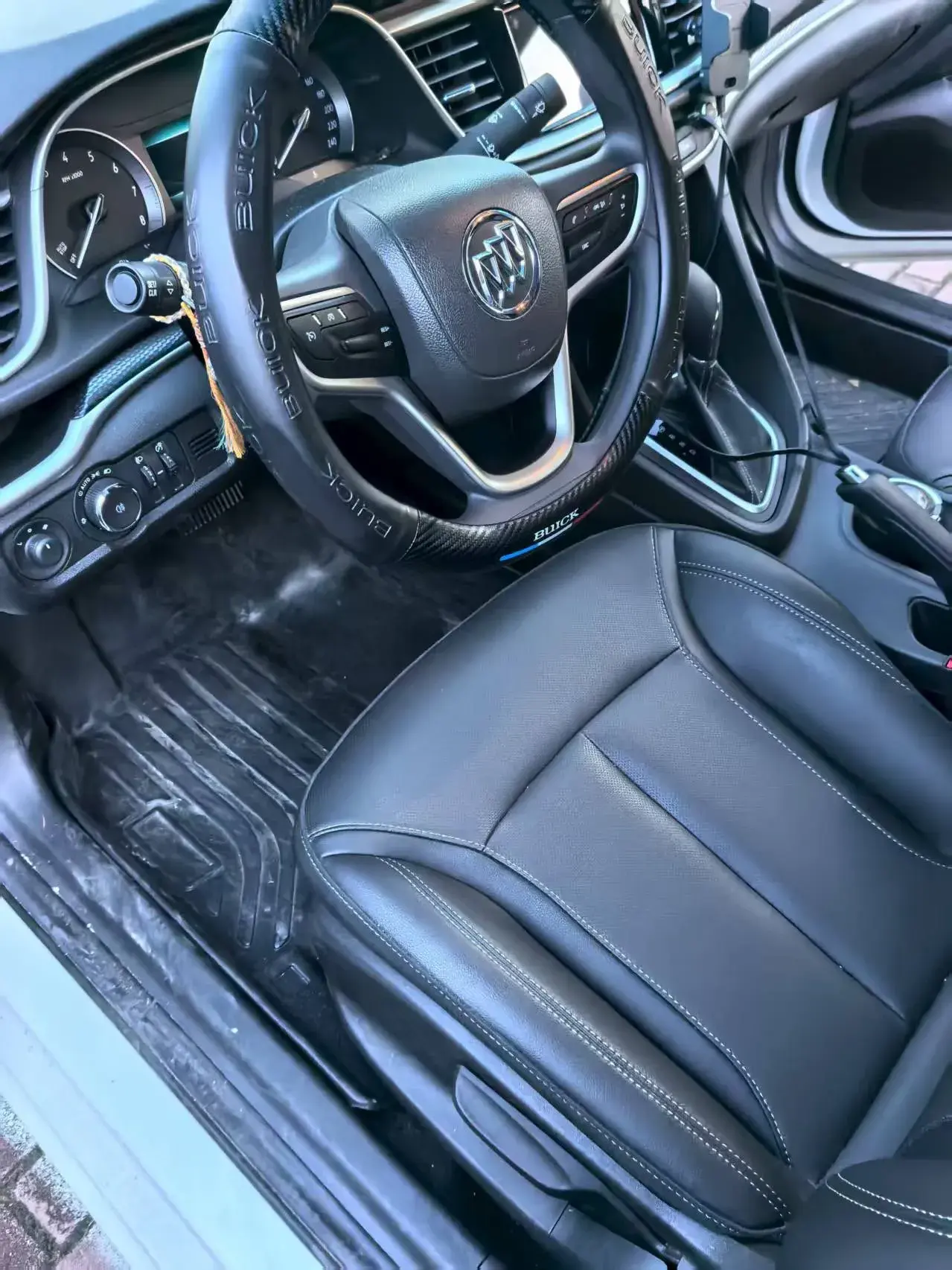 2021 BUICK EXCELLE thumbnail 2