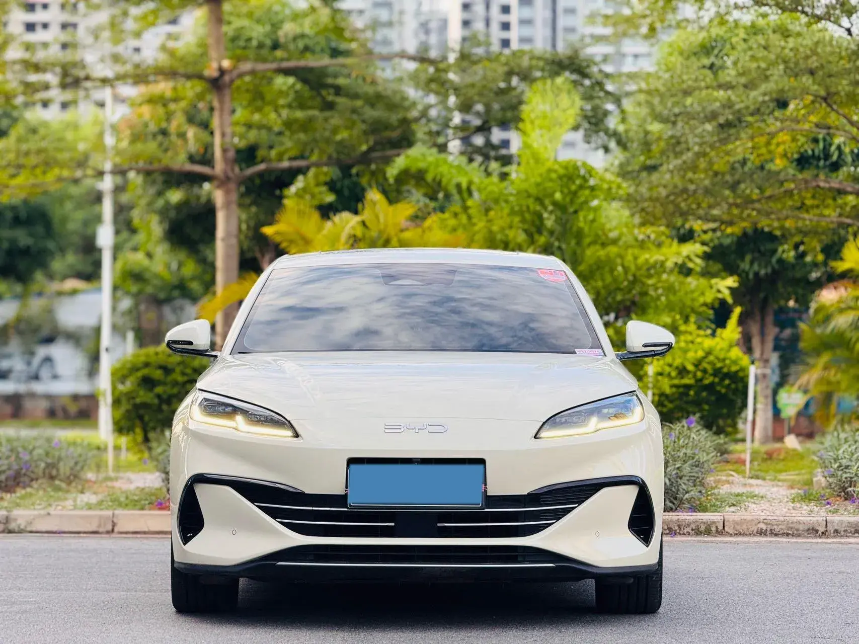 2024 BYD SEAL thumbnail 4