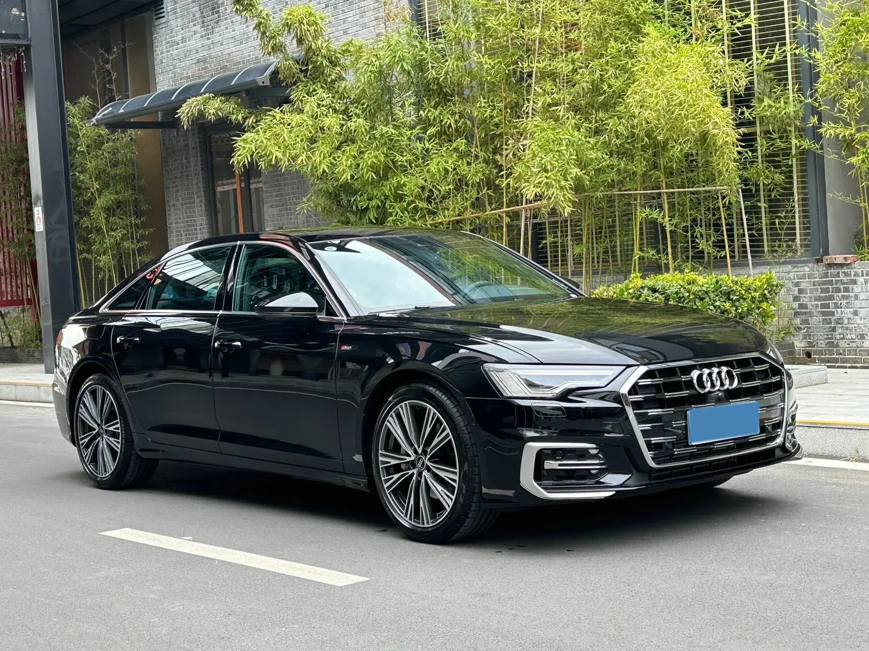 2023 AUDI A6L thumbnail 3