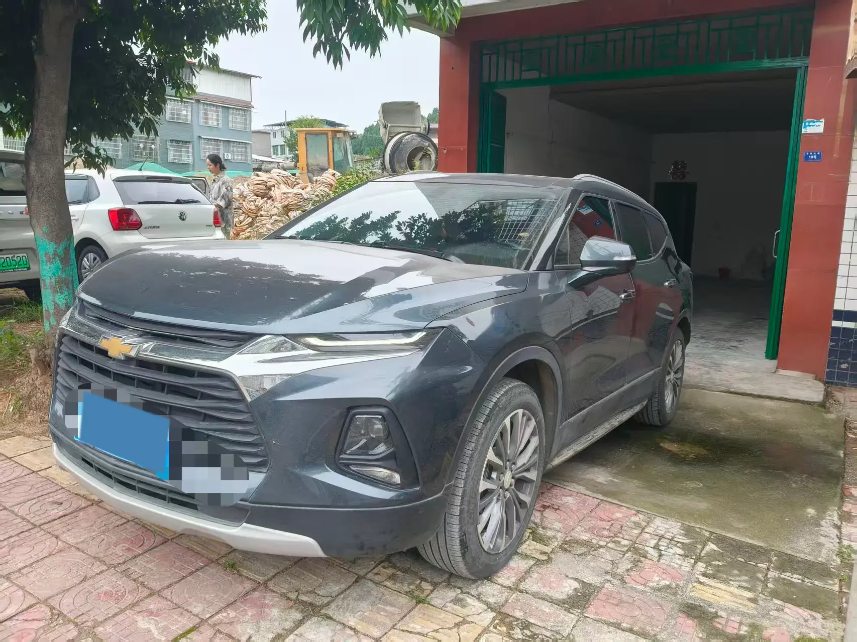 2020 CHEVROLET BLAZER view 1