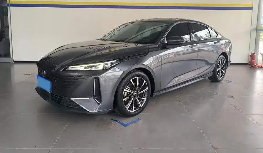 2023 ChangAn Lamore 1.5T 170HP L4 7DCT