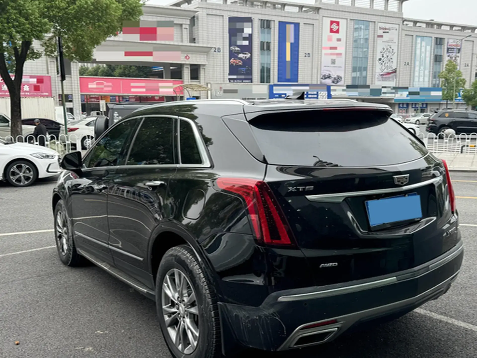 2020 CADILLAC XT5 thumbnail 4