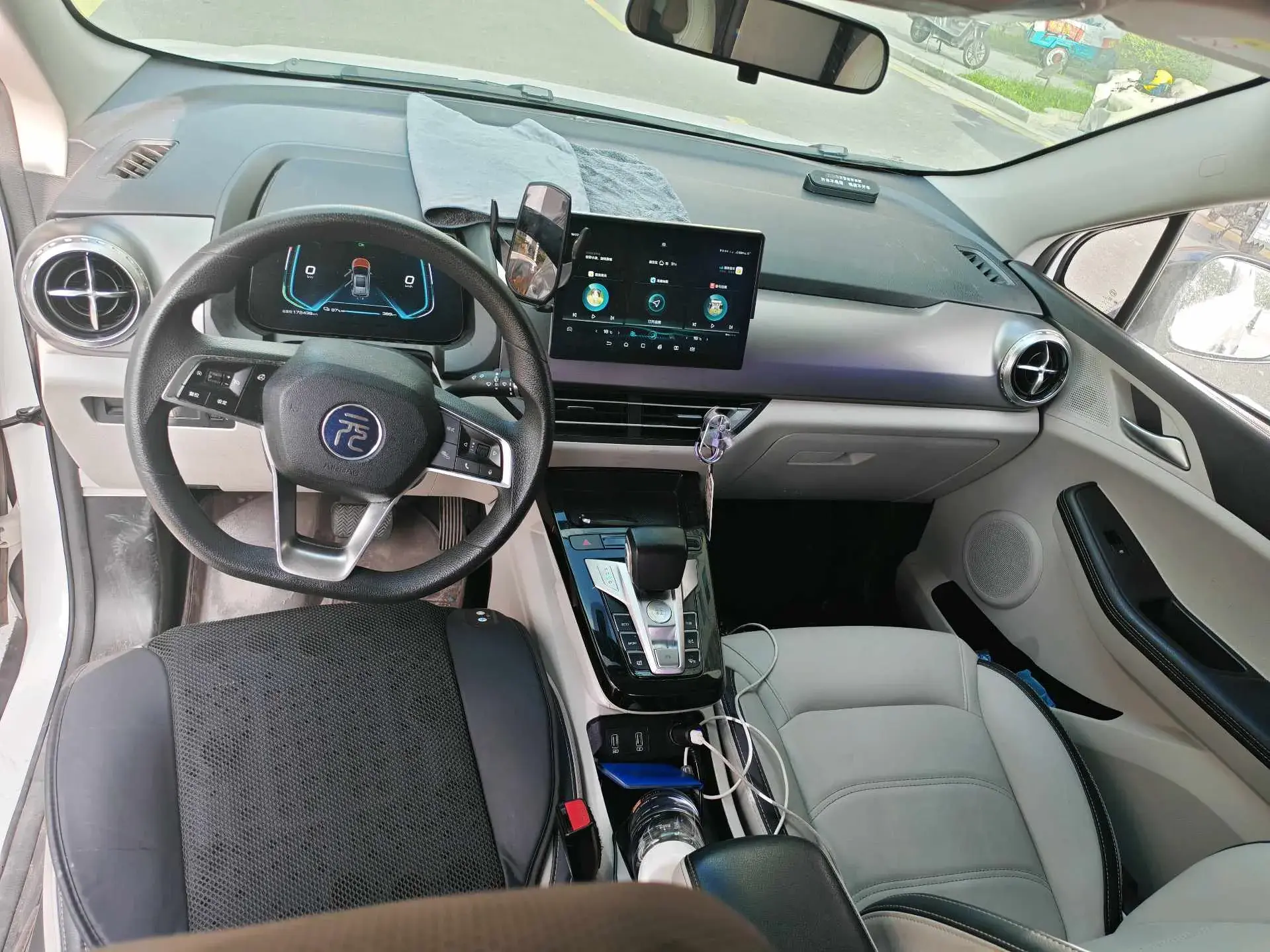 2021 BYD YUAN thumbnail 4