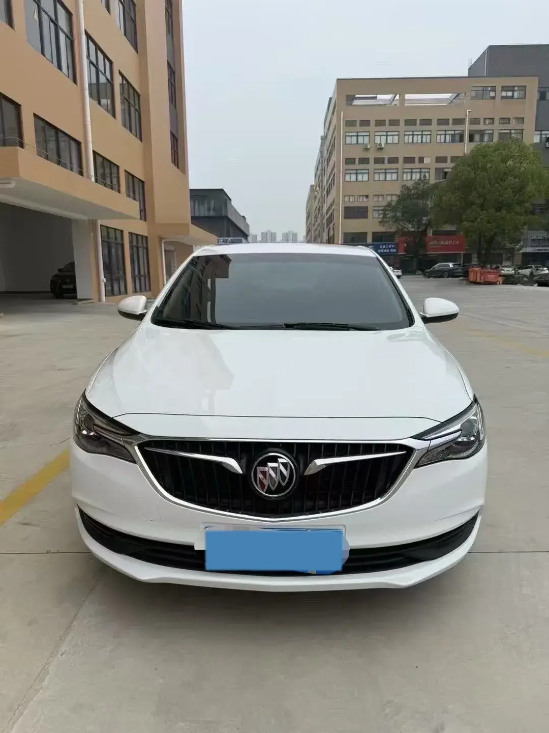 2020 BUICK REGAL thumbnail 2