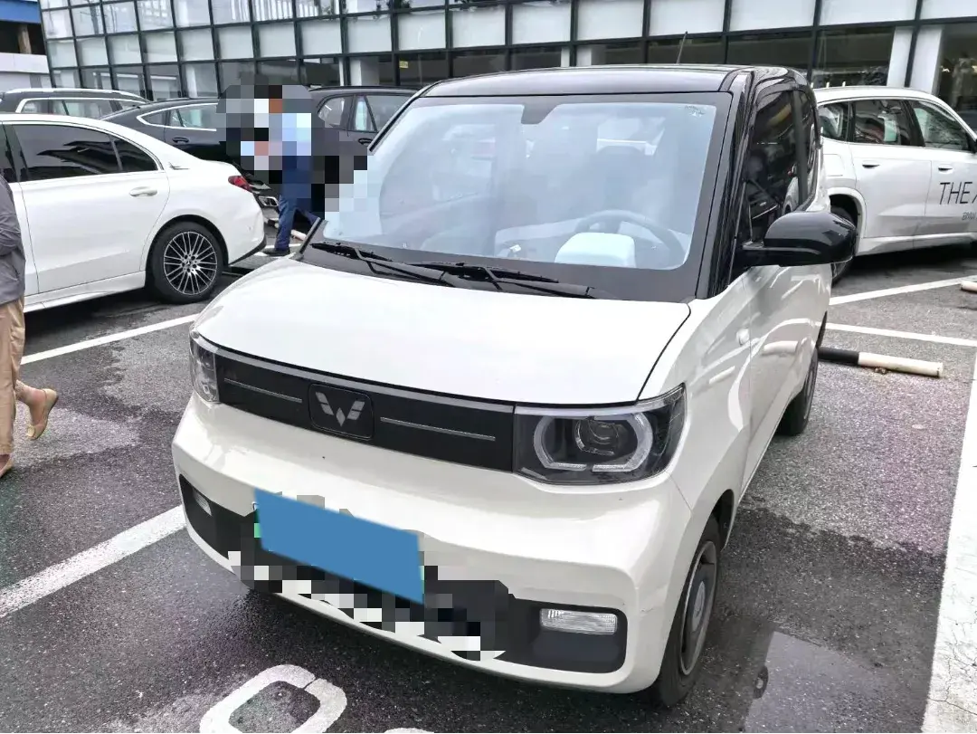 2021 WULING HONGGUANG view 1