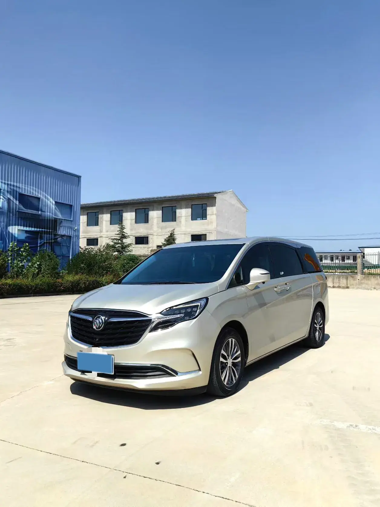 2022 BUICK GL8 view 1