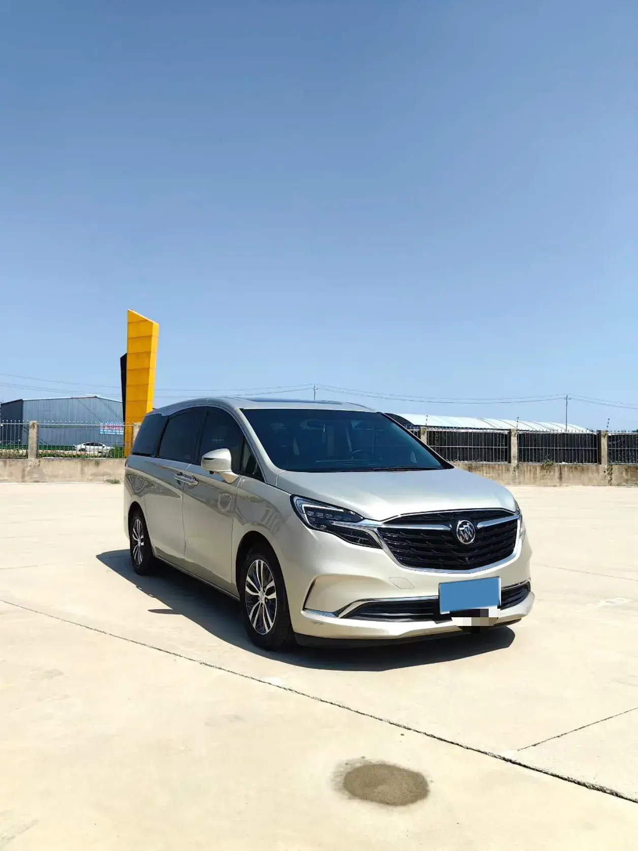 2022 BUICK GL8 thumbnail 3