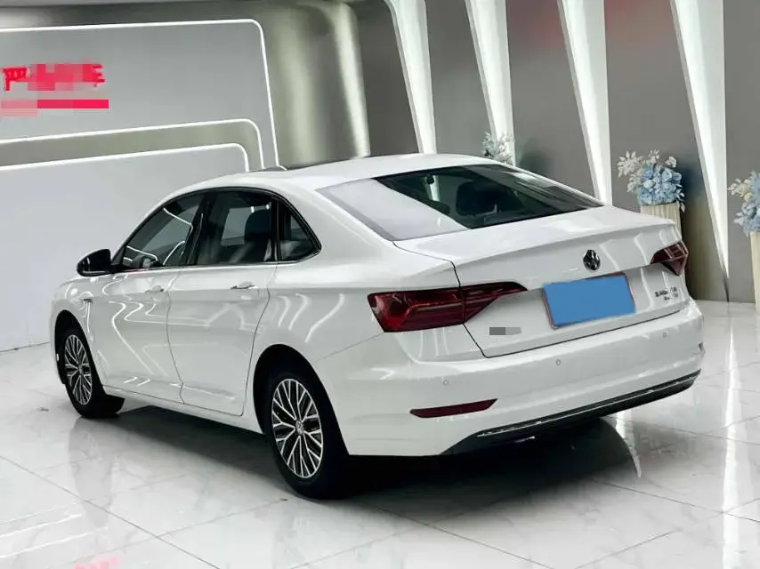 2020 VOLKSWAGEN SAGITAR thumbnail 2