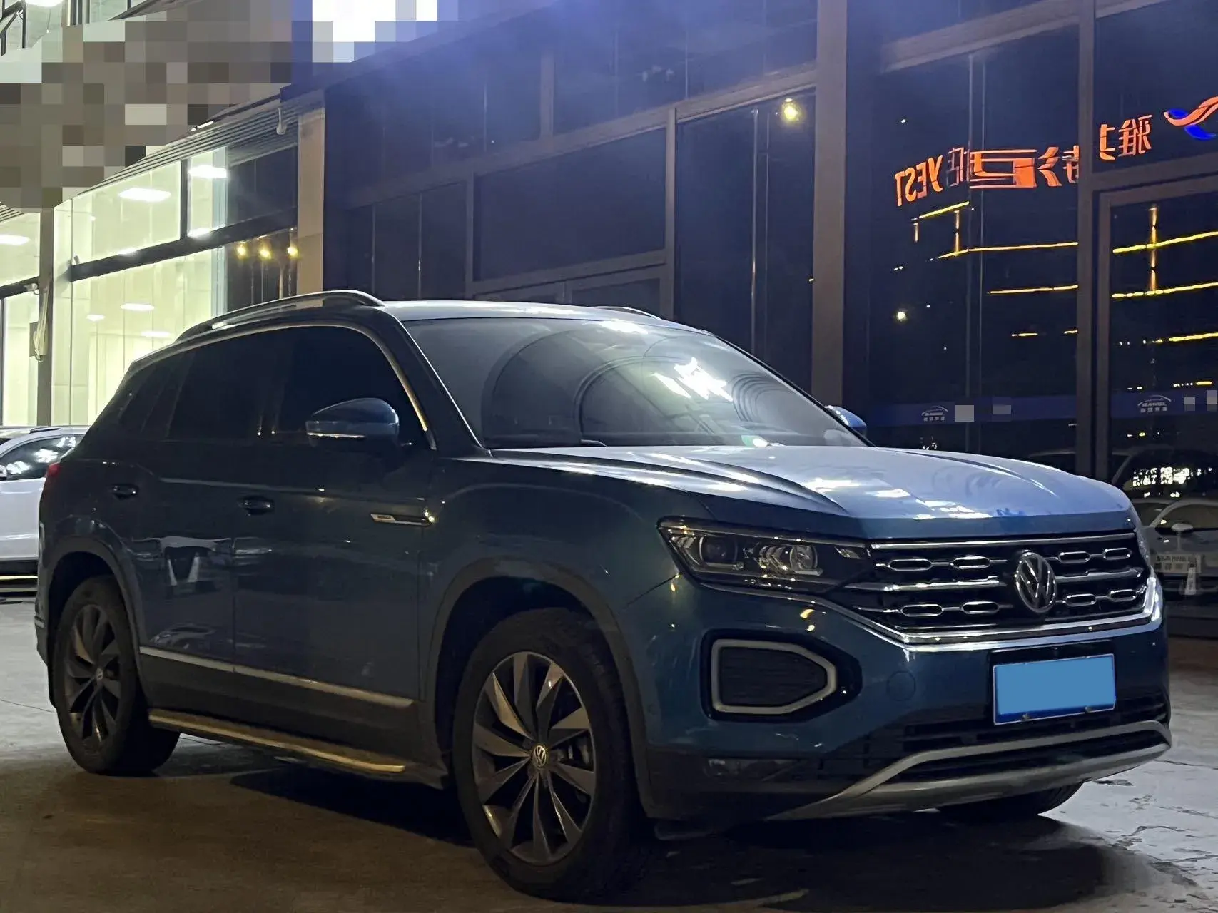 2019 VOLKSWAGEN TAYRON thumbnail 3