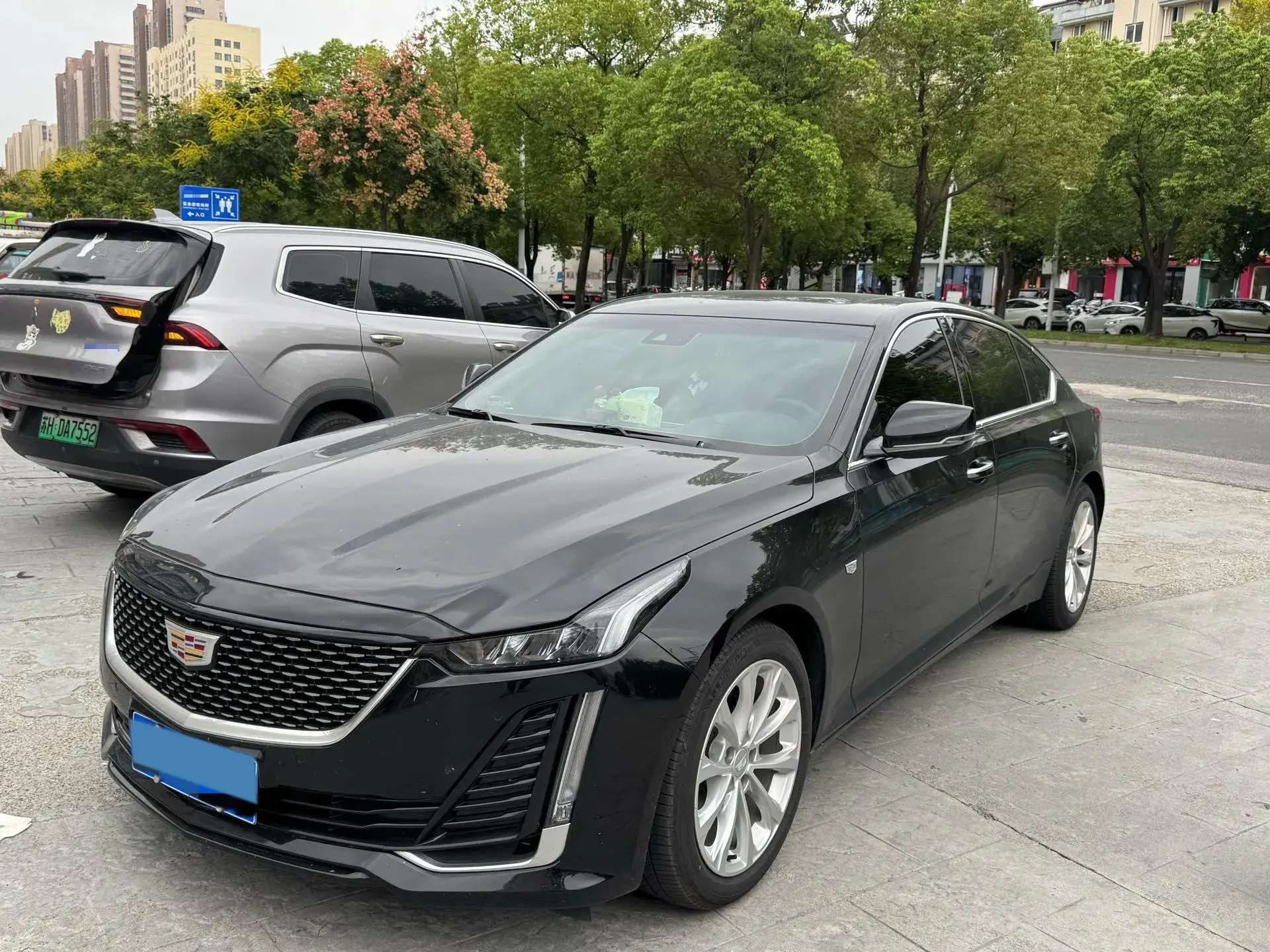 2022 CADILLAC CT5 view 1